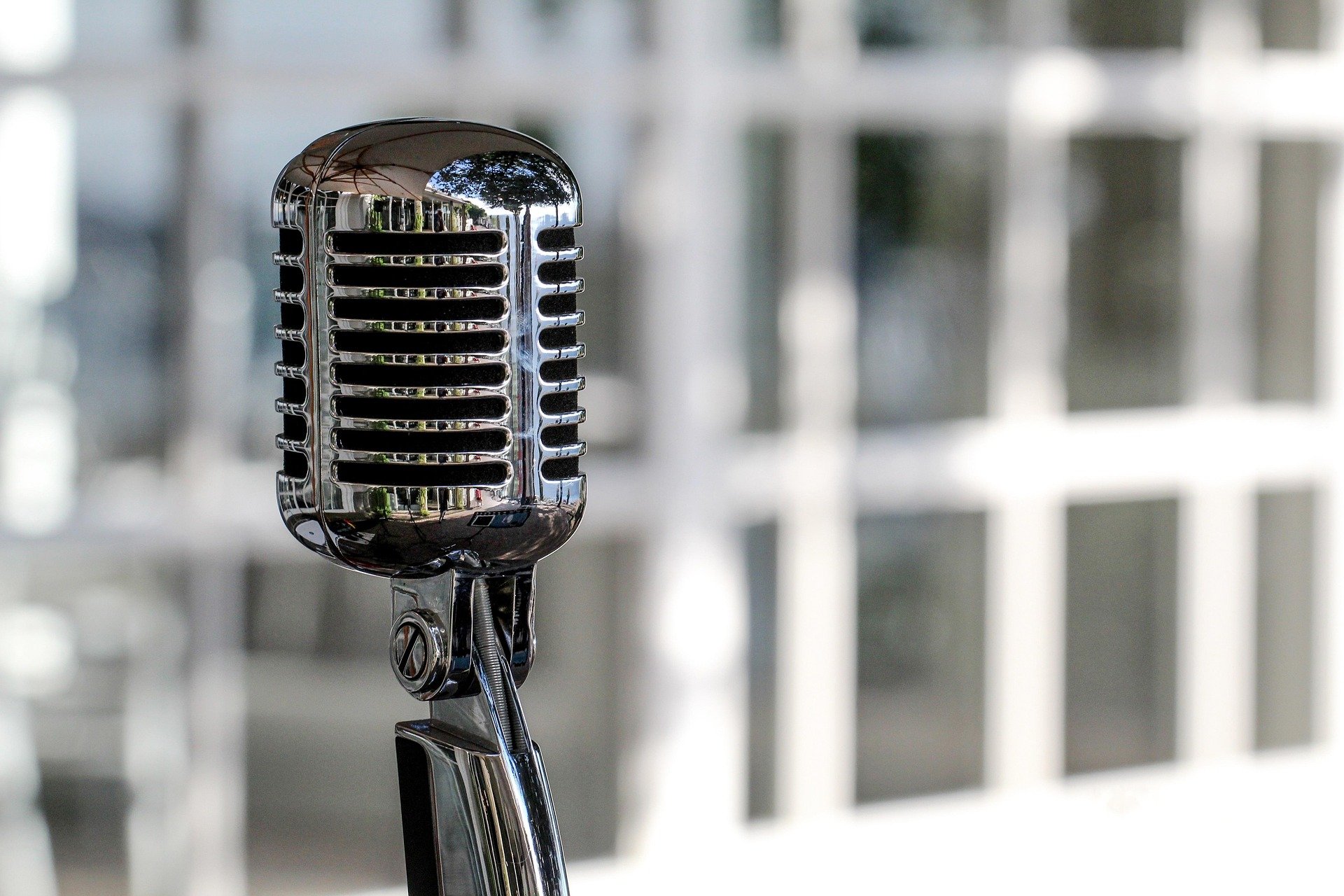 Ciclo di seminari &quot;The Grain of her Voice. Women Writers and Literary Podcasts: Critical Functions and Cultural Impacts&quot;